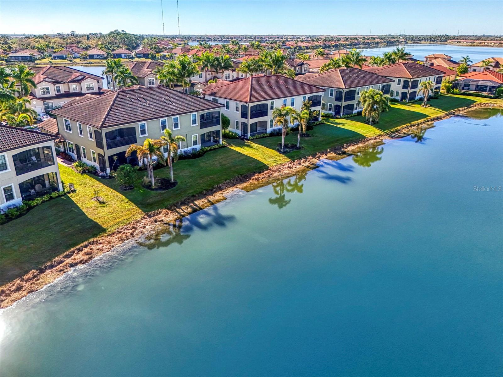 Image 55 of 91 For 113 Porta Vecchio Bend 202