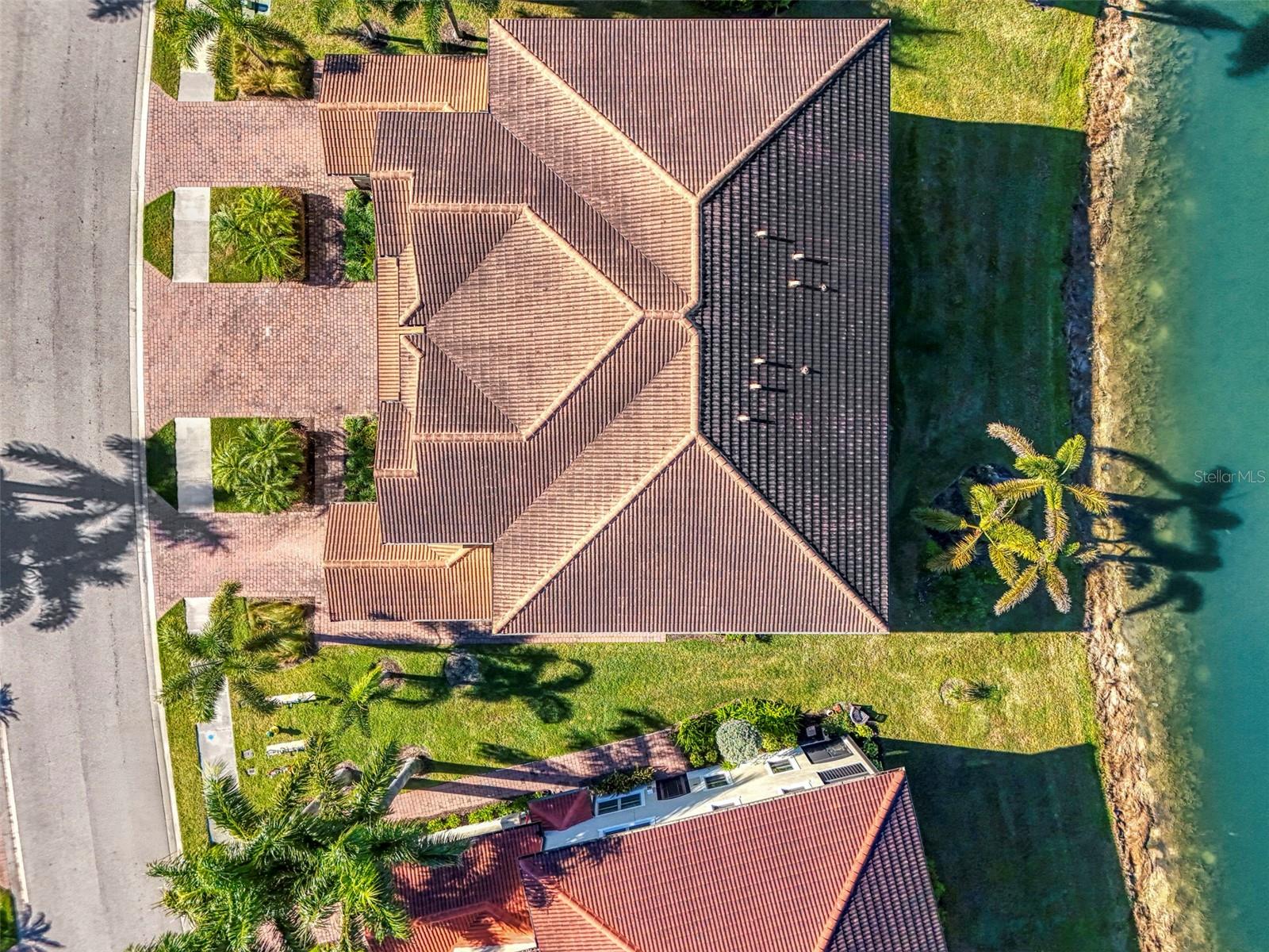 Image 56 of 91 For 113 Porta Vecchio Bend 202