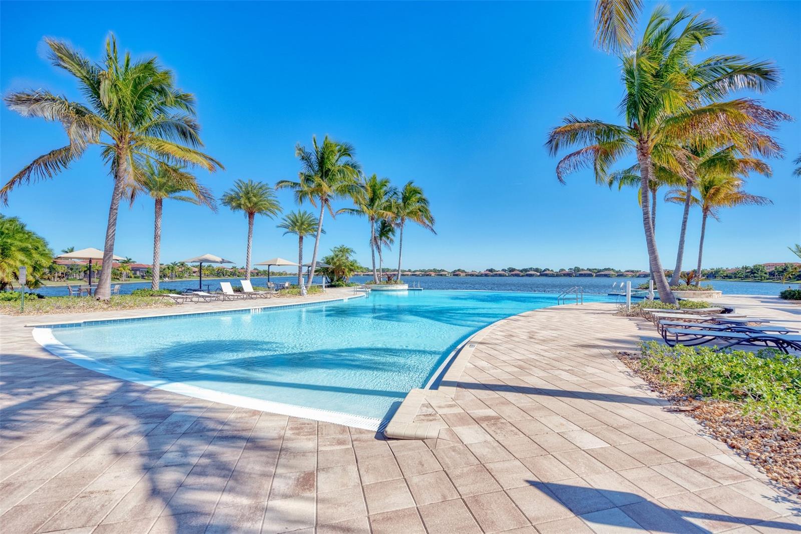 Image 68 of 91 For 113 Porta Vecchio Bend 202