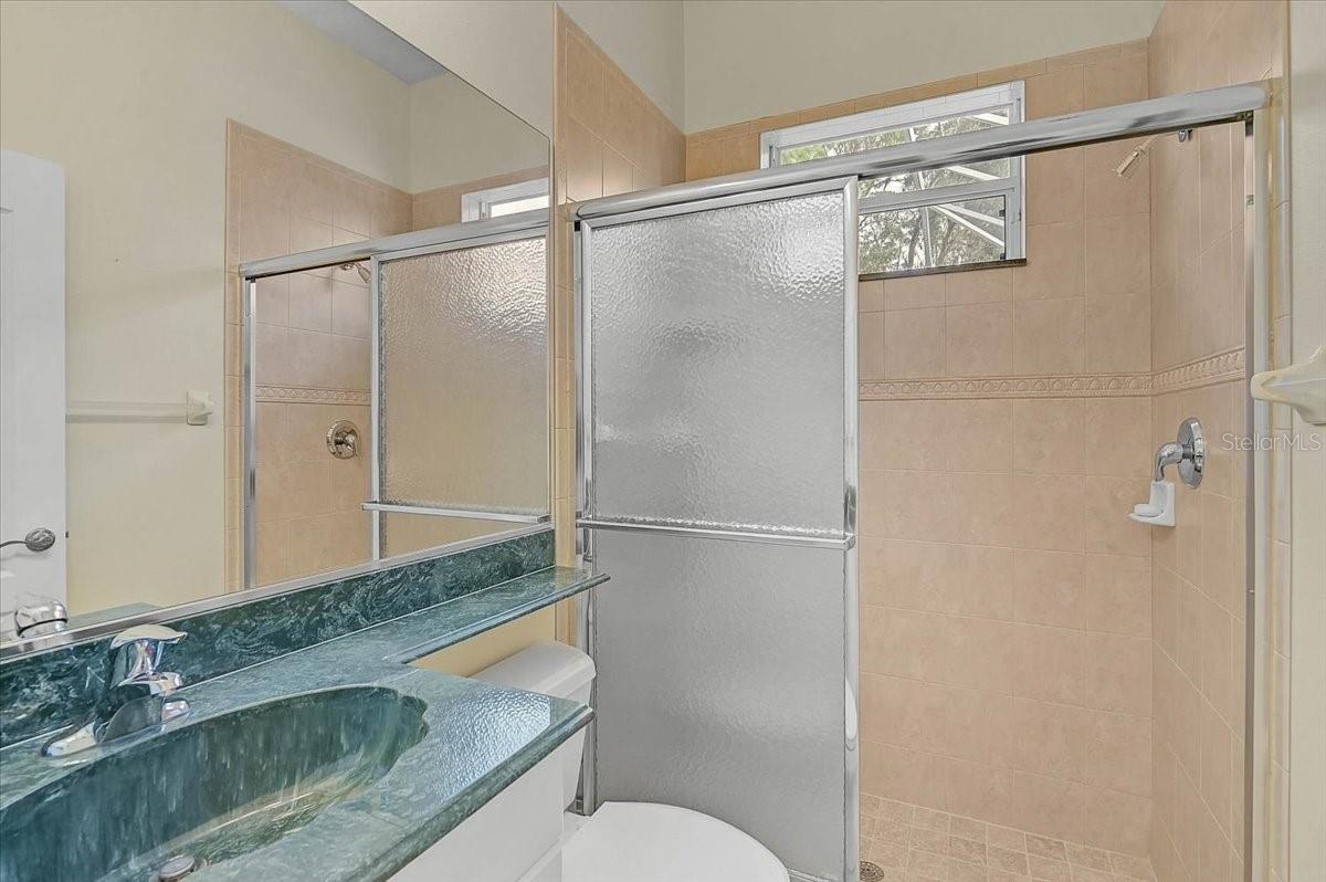 Image 28 of 50 For 14519 17th Avenue E