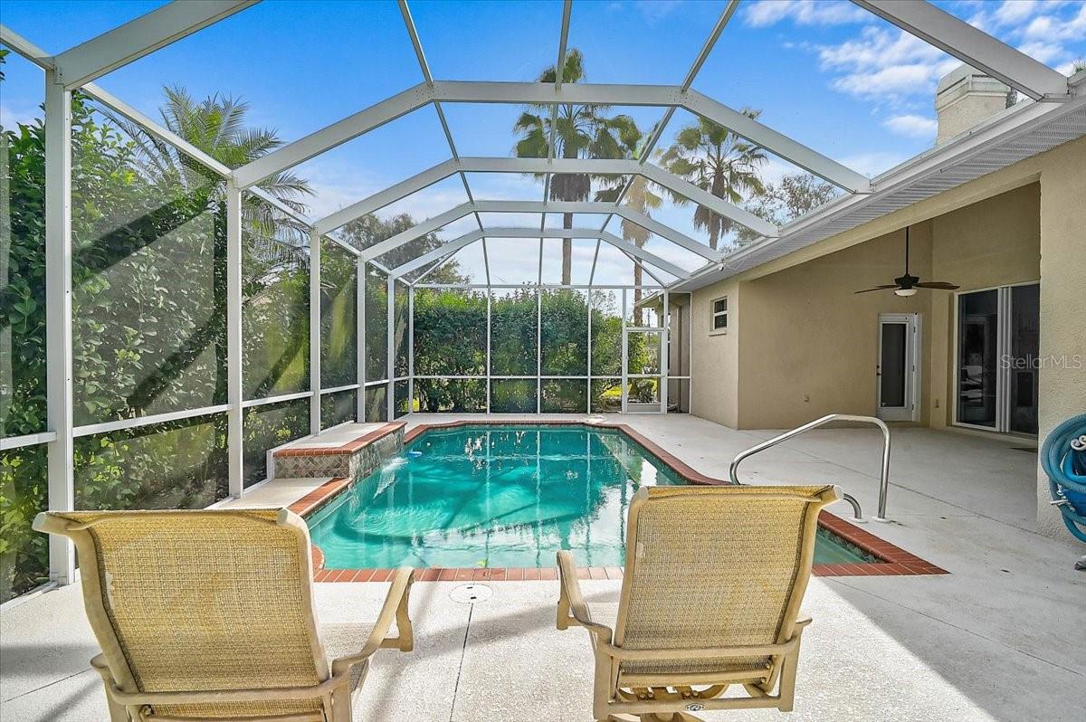 Image 39 of 50 For 14519 17th Avenue E