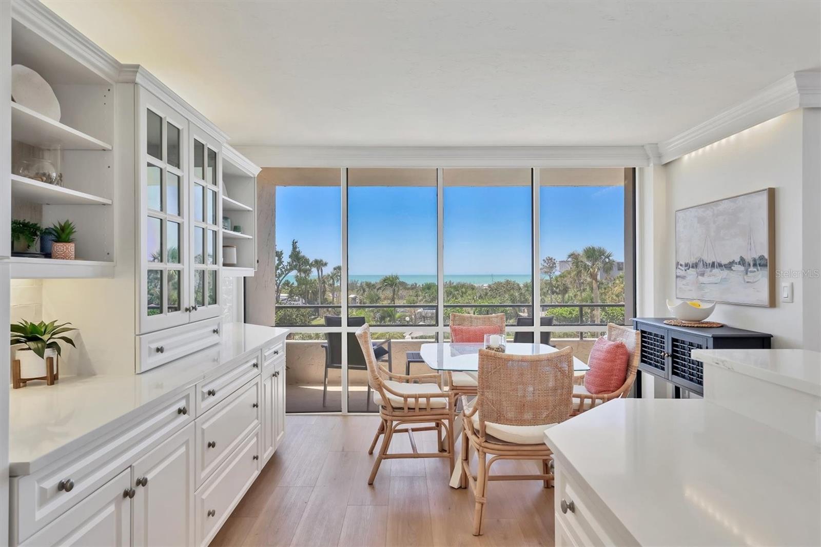 Image 14 of 47 For 5300 Ocean Boulevard 202