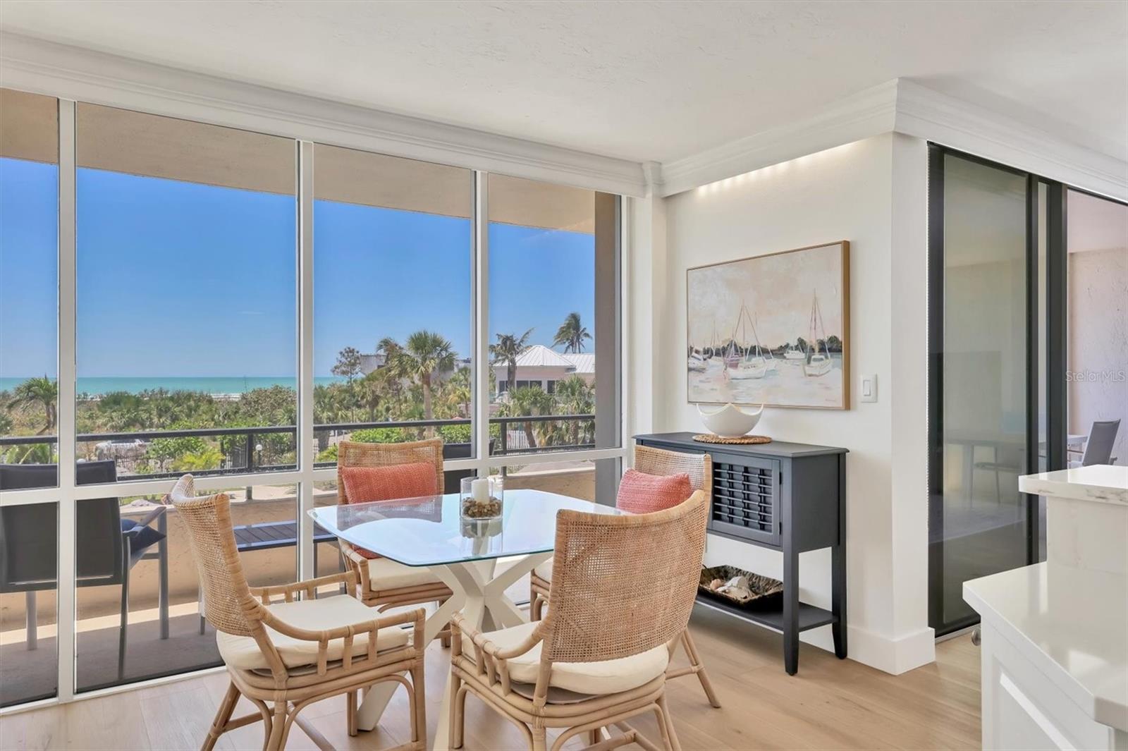 Image 17 of 47 For 5300 Ocean Boulevard 202