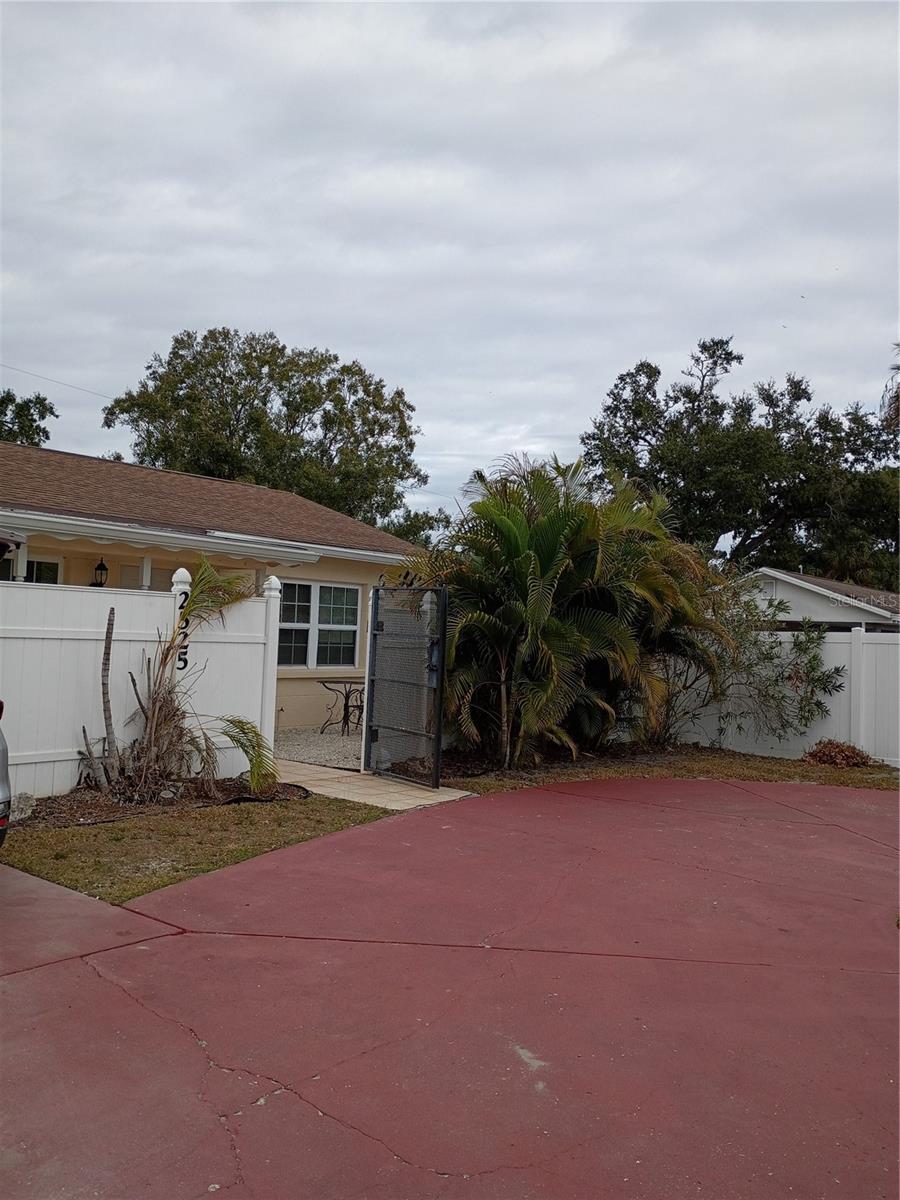 Image 3 of 24 For 2525 Bahia Vista Street