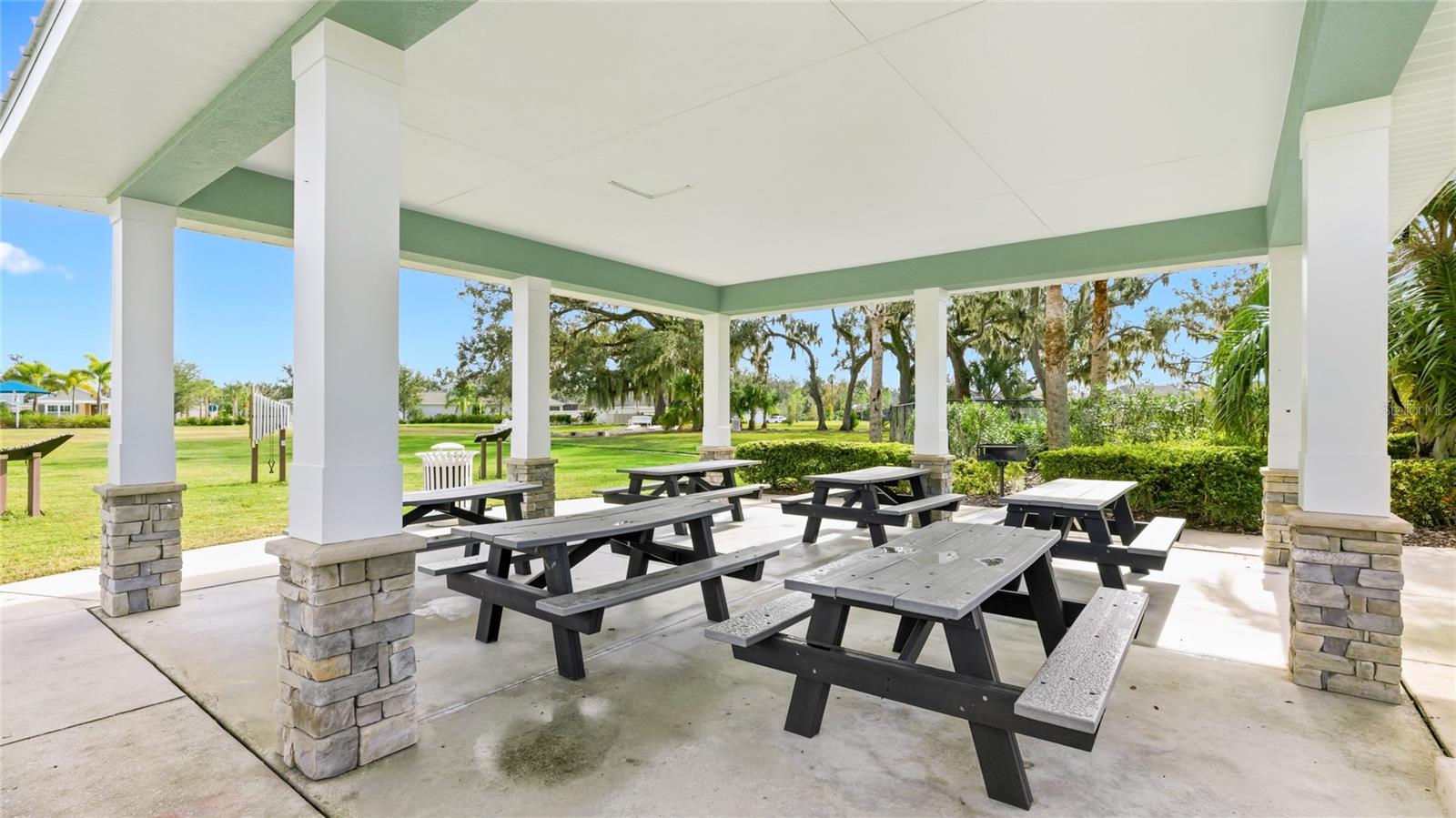 Image 45 of 49 For 3911 Woodmont Drive