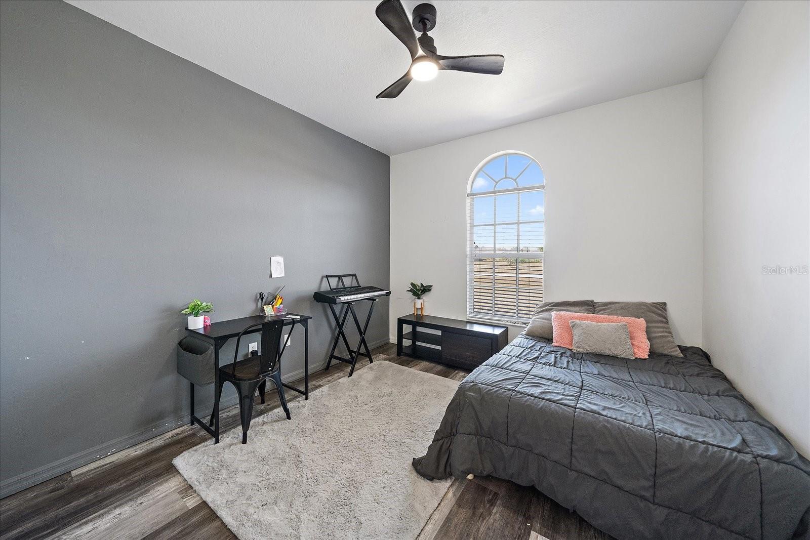 Image 25 of 45 For 26410 80th Drive E