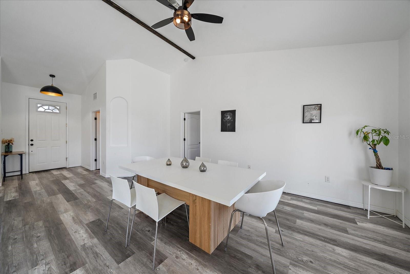 Image 6 of 45 For 26410 80th Drive E