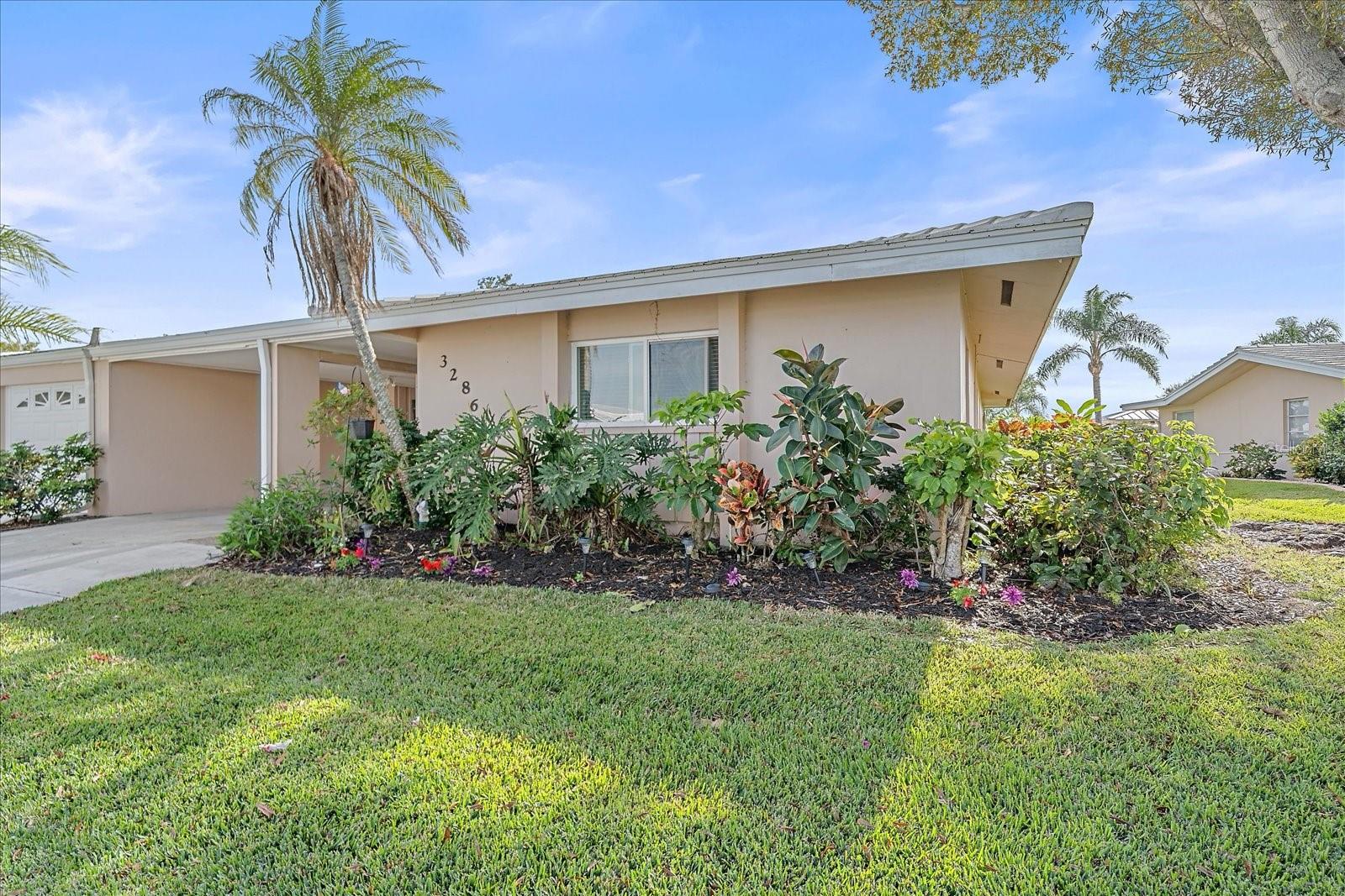 Image 2 of 35 For 3286 Brunswick Lane 704