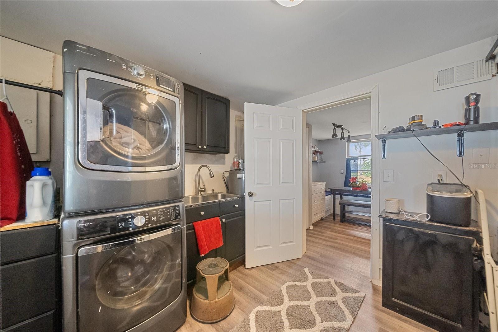 Image 26 of 35 For 3286 Brunswick Lane 704