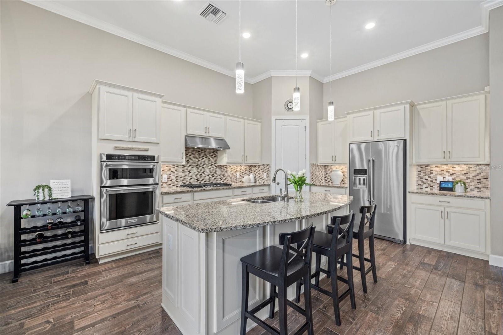 Listing photo id 12 for 12423 Blue Hill Trail