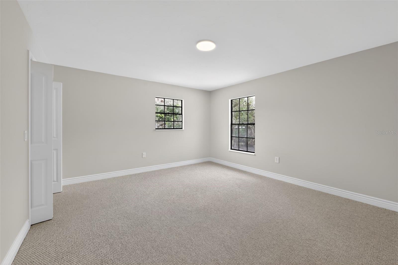 Image 23 of 45 For 4570 Hidden River Road