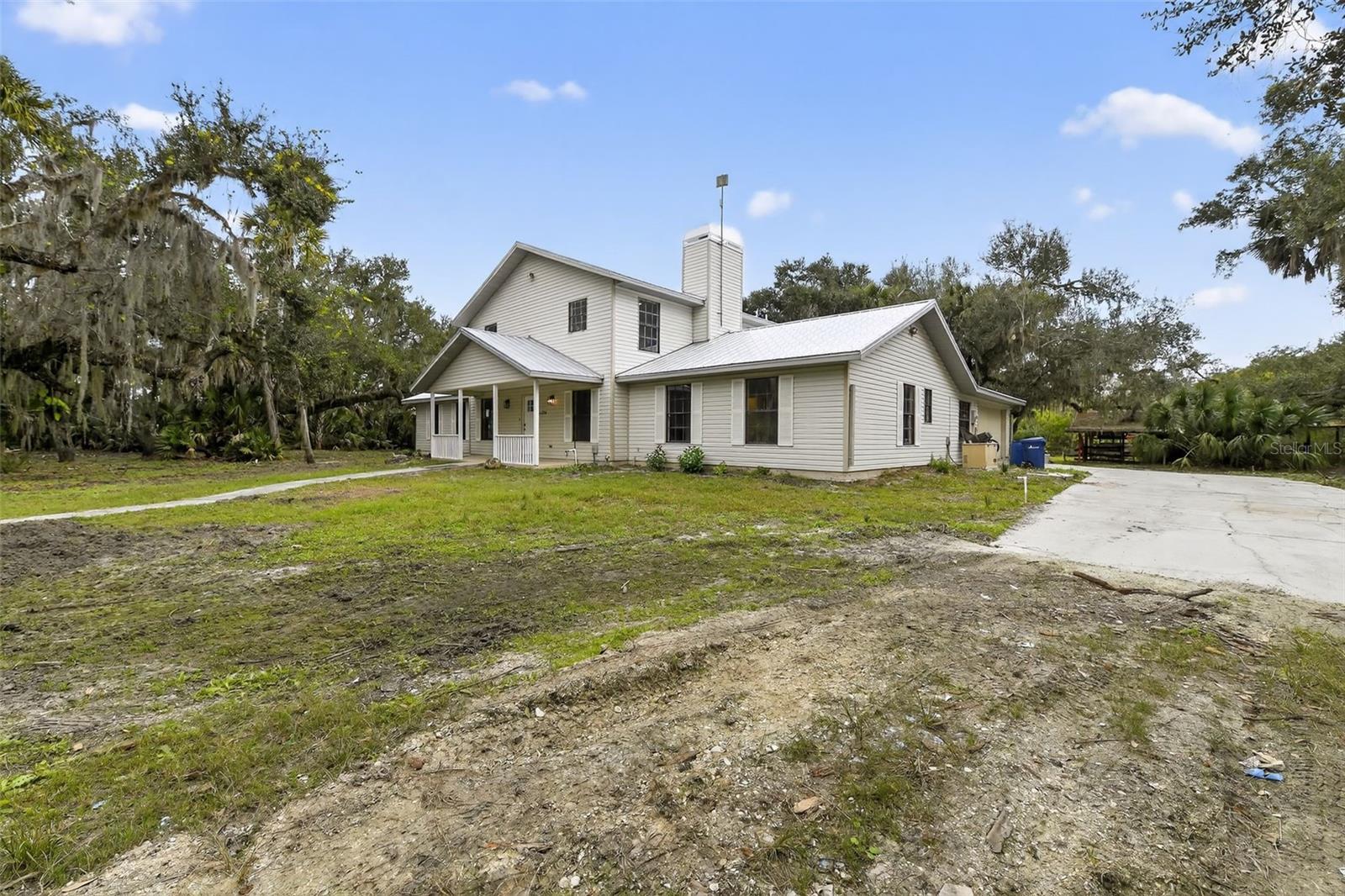 Image 5 of 45 For 4570 Hidden River Road