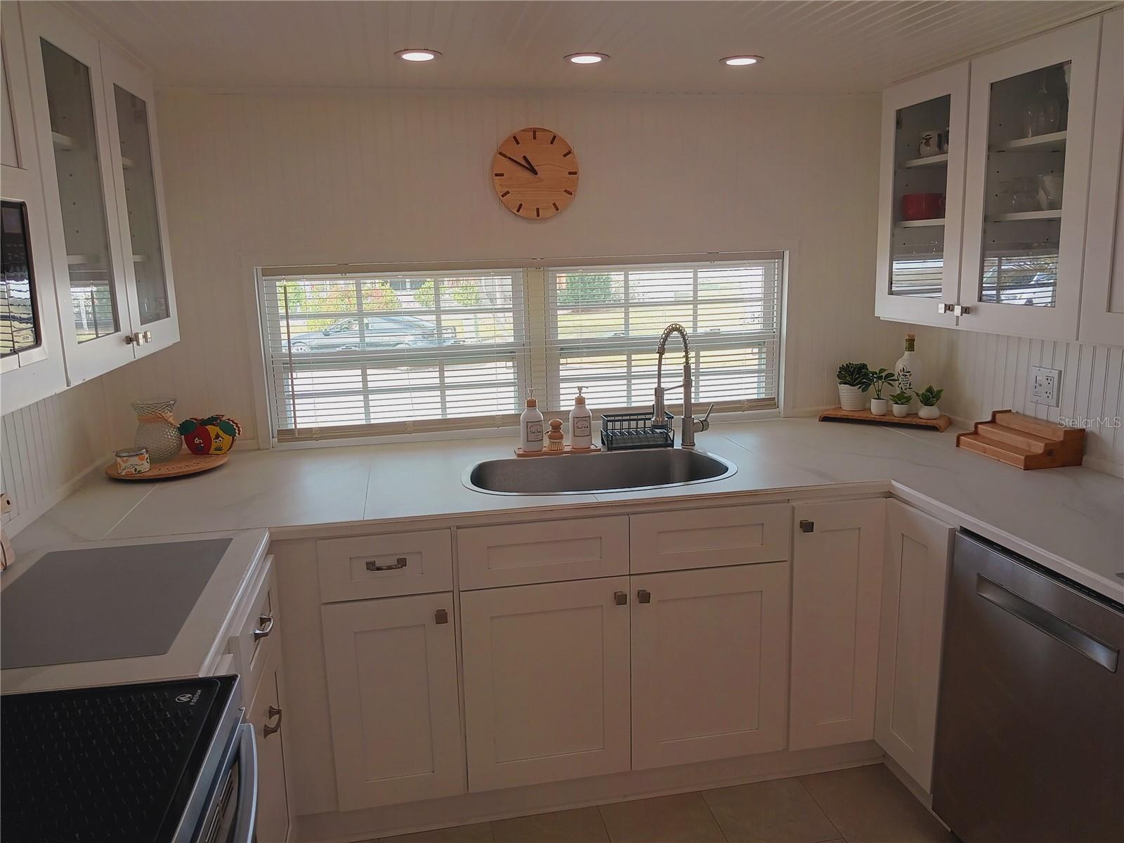 Image 12 of 73 For 1580 Blind Brook Drive