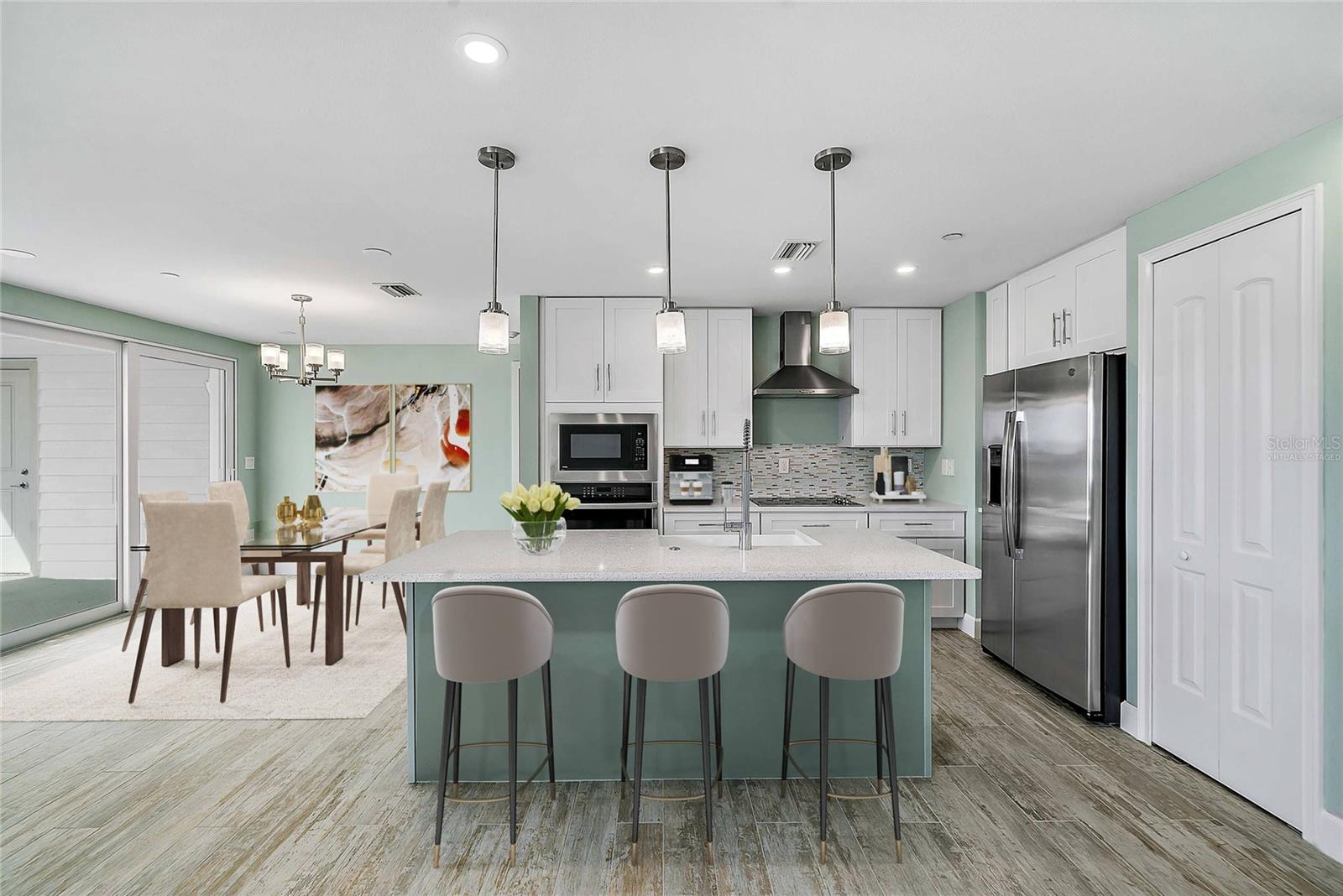 Image 2 of 10 For 14550 River Beach Drive 202