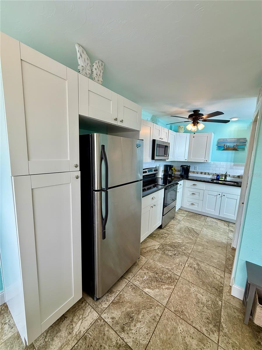 Image 4 of 19 For 3405 Clark Road 106