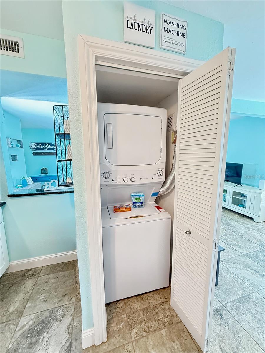 Image 7 of 19 For 3405 Clark Road 106