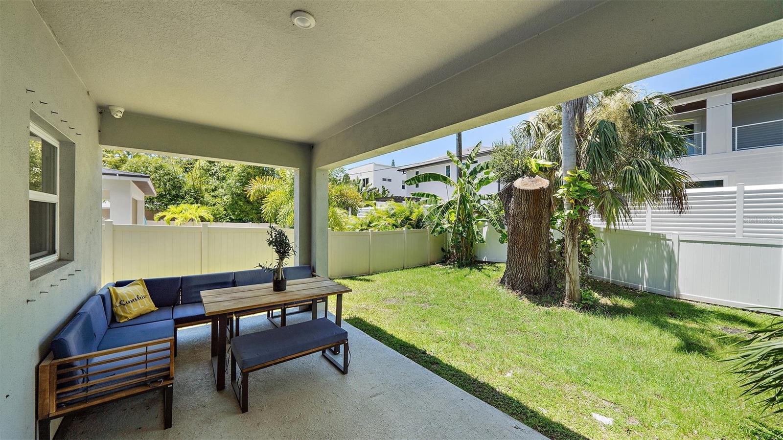 Image 45 of 55 For 2587 Temple Street