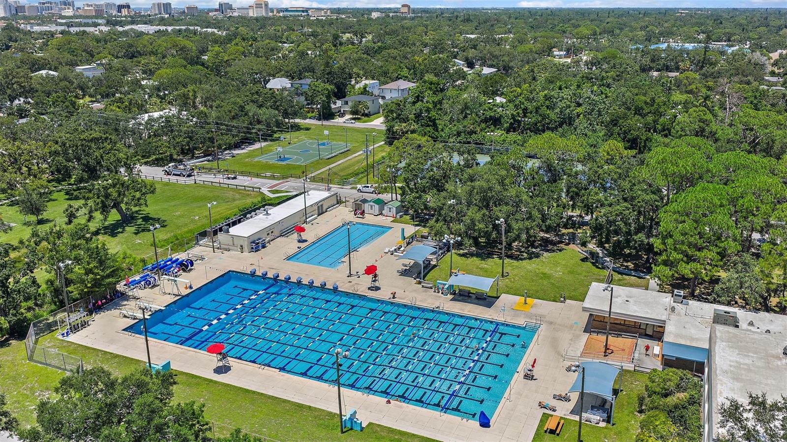 Image 53 of 55 For 2587 Temple Street