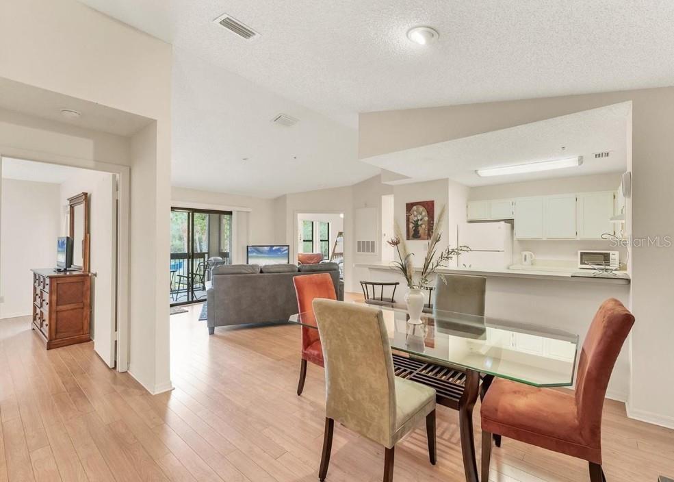 Image 2 of 13 For 4017 Crockers Lake Boulevard 21