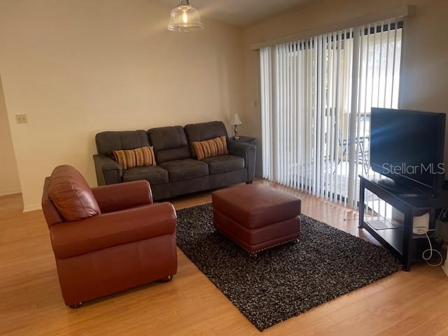 Image 5 of 13 For 4017 Crockers Lake Boulevard 21