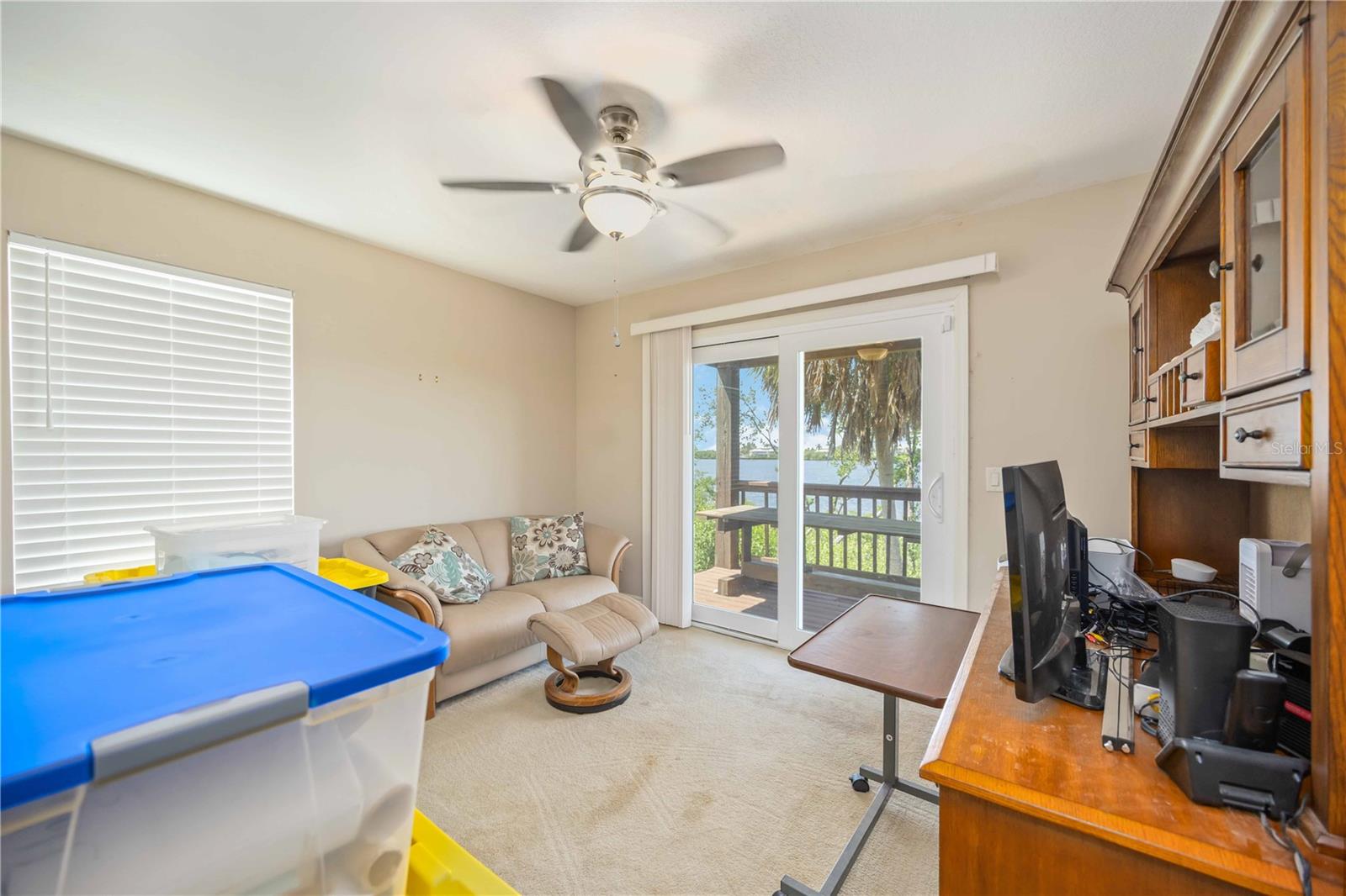 Image 26 of 66 For 1470 Bayshore Drive