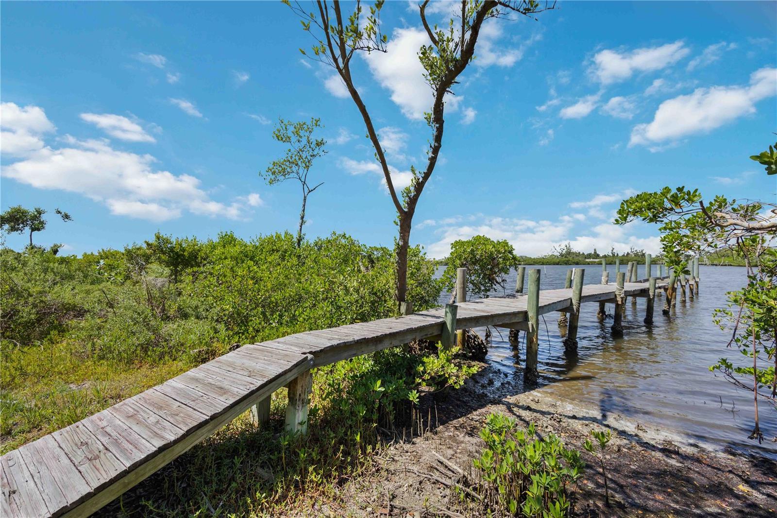 Image 46 of 66 For 1470 Bayshore Drive