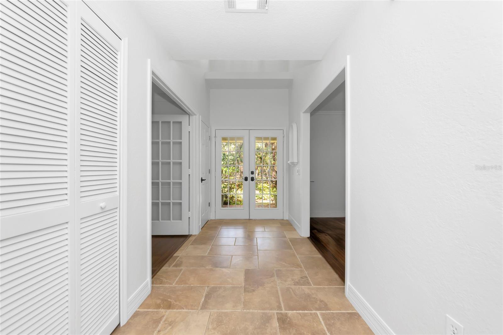 Image 12 of 82 For 15210 Waterline Road