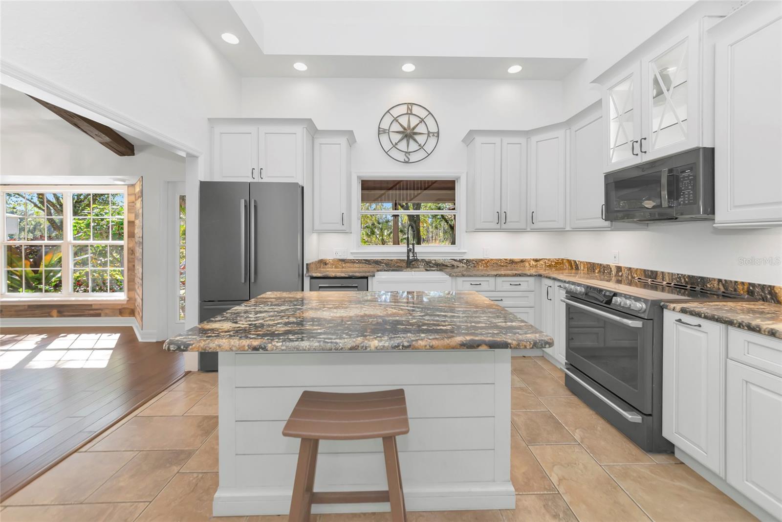 Image 28 of 82 For 15210 Waterline Road