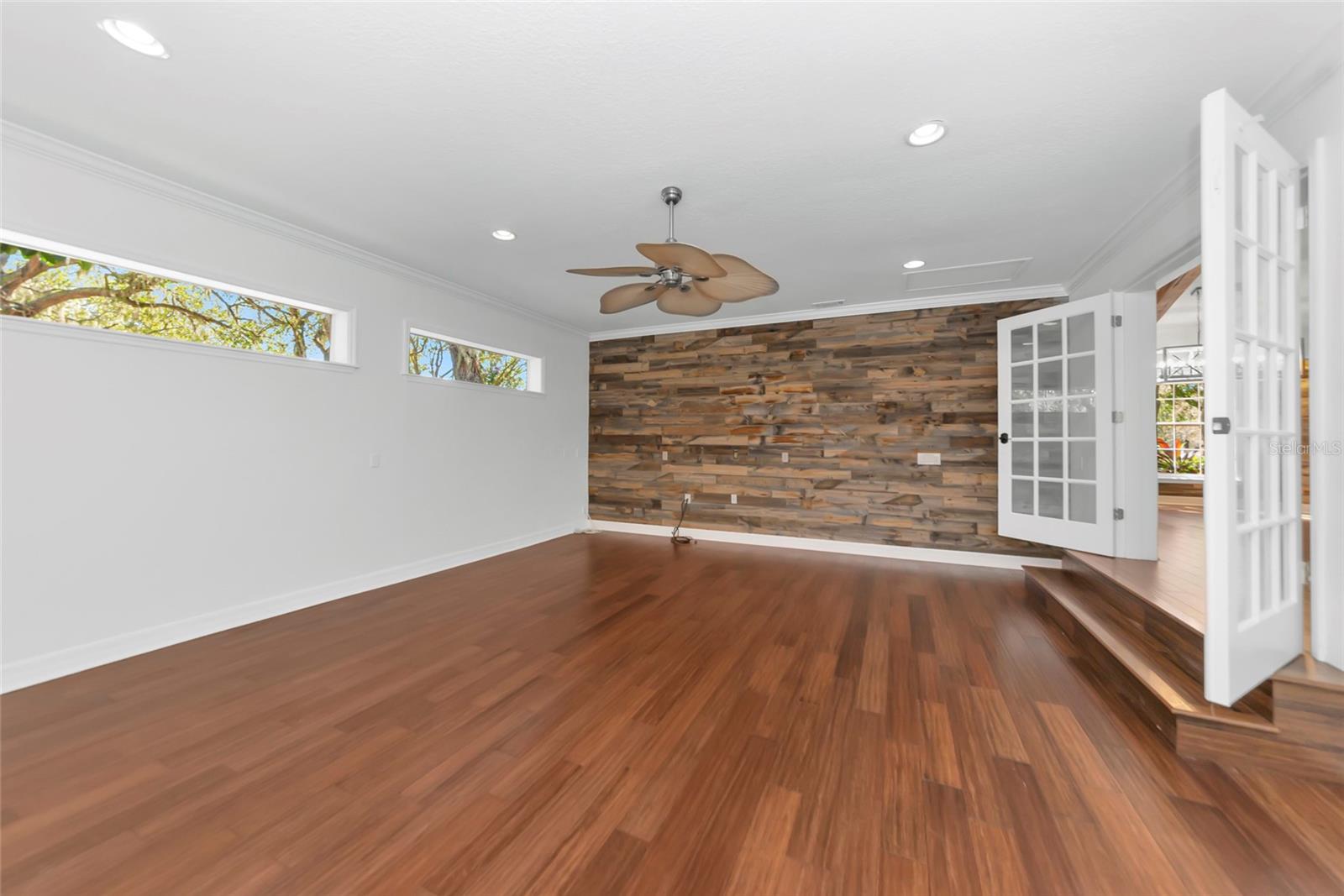 Image 33 of 82 For 15210 Waterline Road