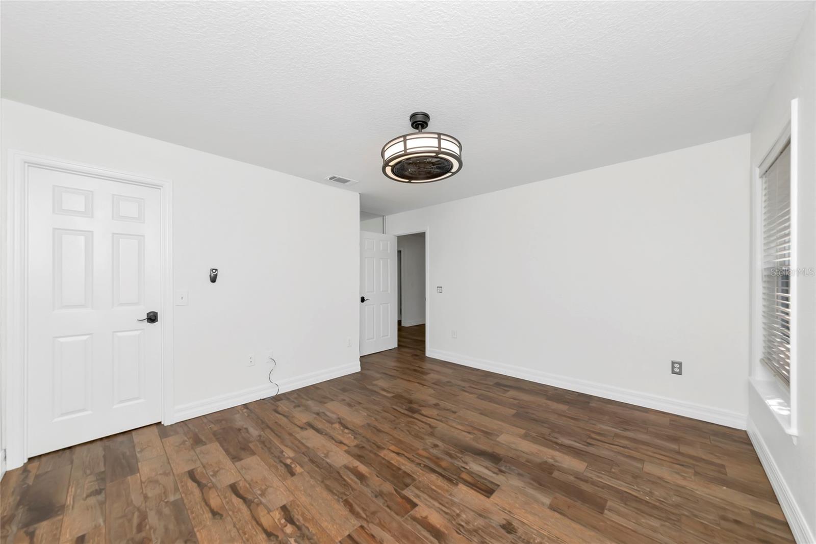 Image 41 of 82 For 15210 Waterline Road