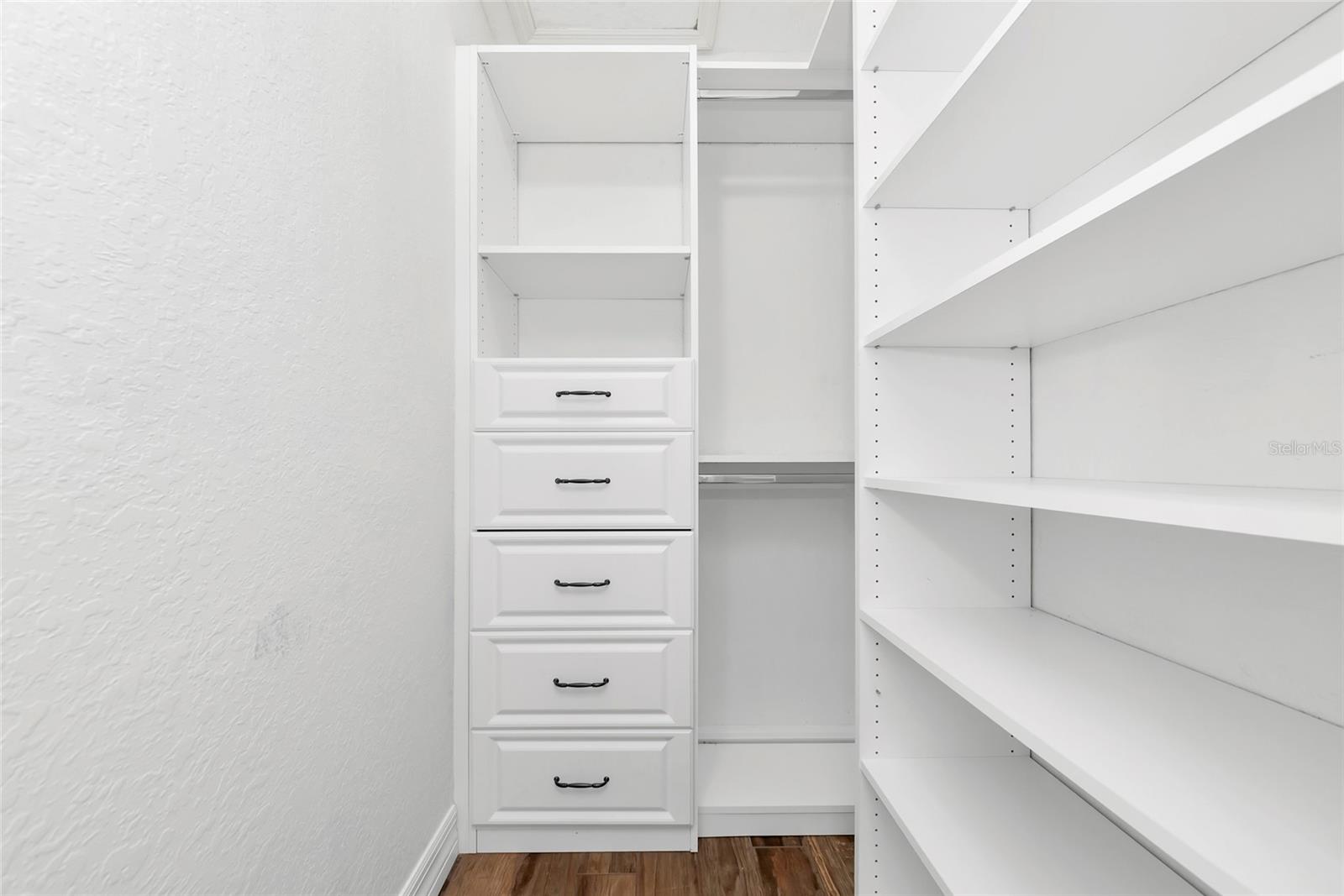 Image 44 of 82 For 15210 Waterline Road