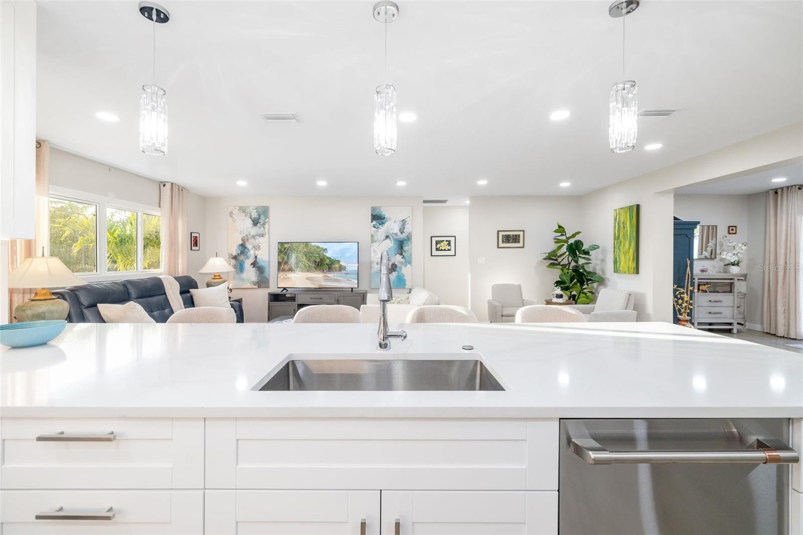 Image 12 of 36 For 5247 Carmilfra Drive