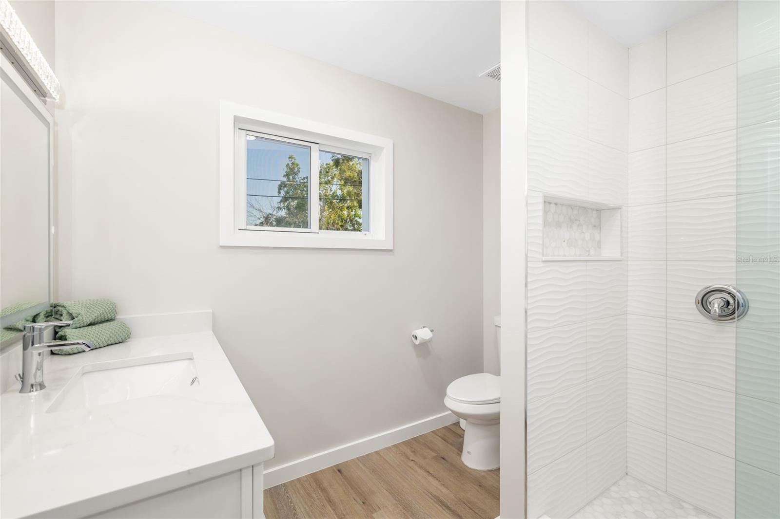 Image 22 of 36 For 5247 Carmilfra Drive