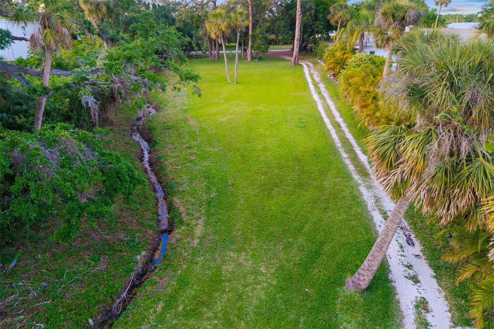 Image 32 of 36 For 5247 Carmilfra Drive