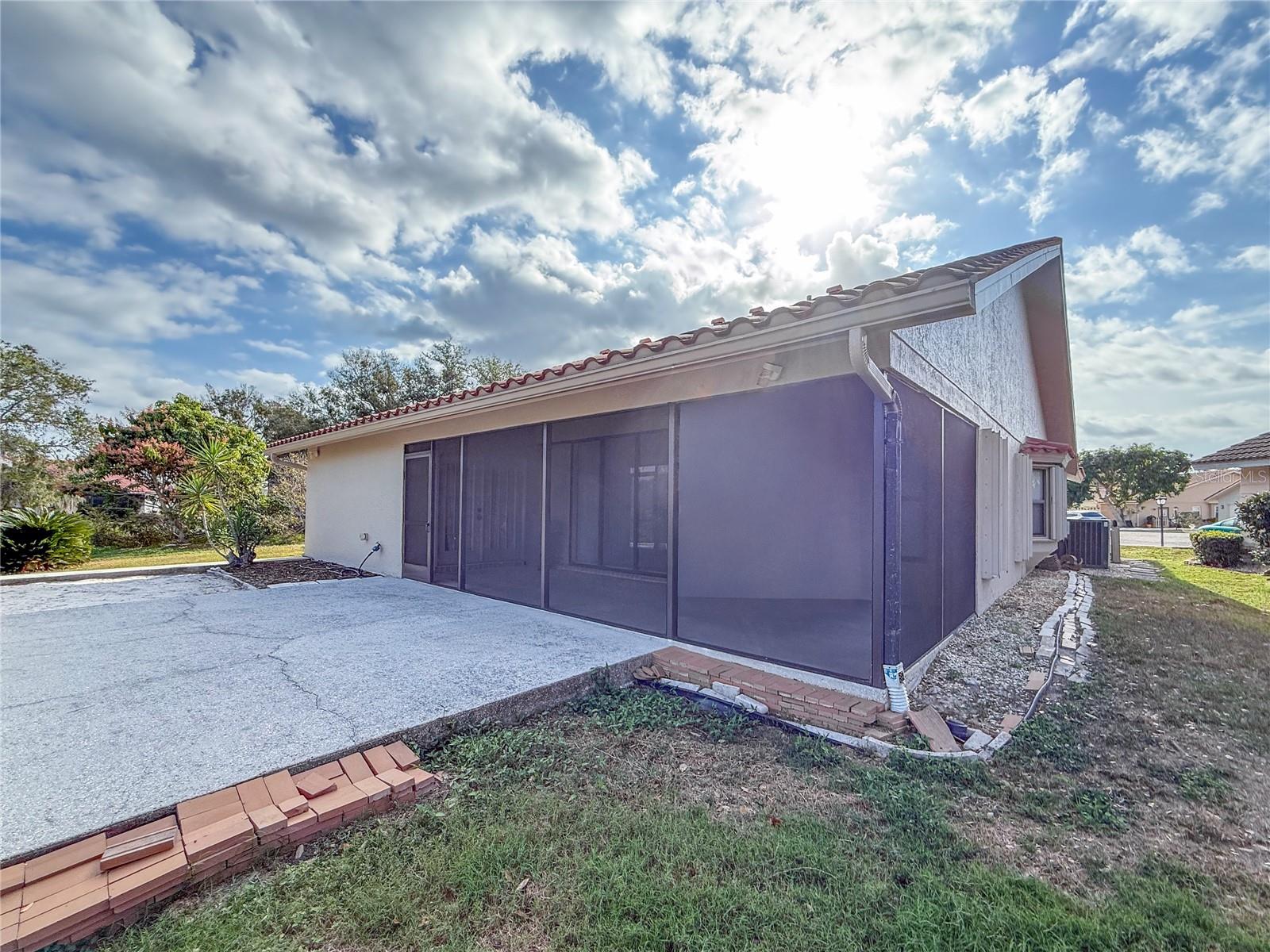 Image 11 of 52 For 5969 San Michelle Drive