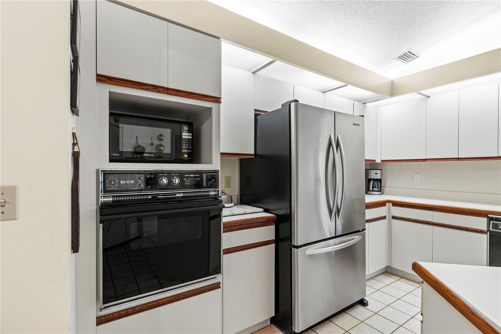 Image 20 of 52 For 5969 San Michelle Drive