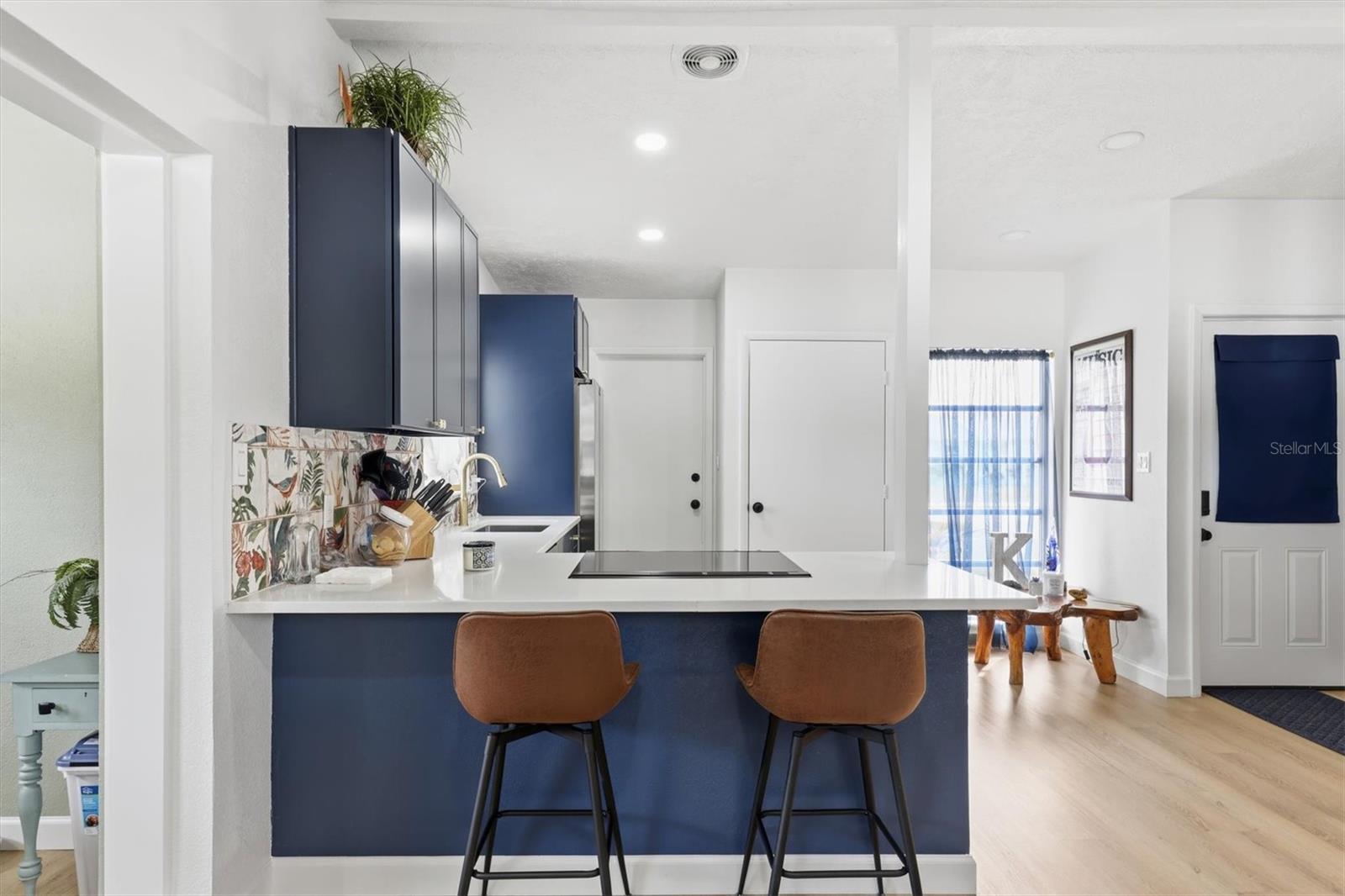 Image 9 of 25 For 4643 Brooksdale Drive