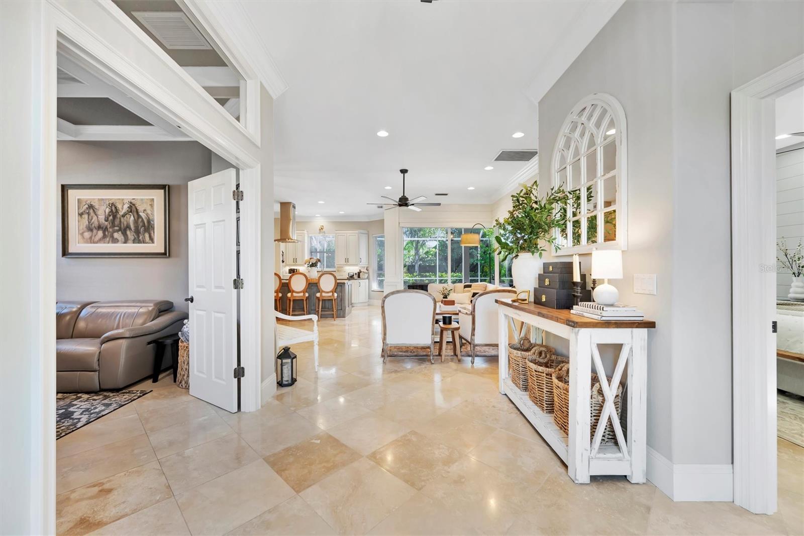 Image 10 of 85 For 191 Americas Cup Boulevard