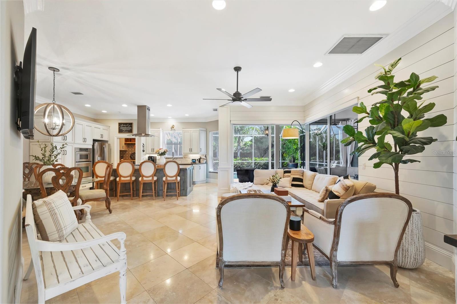 Image 12 of 85 For 191 Americas Cup Boulevard