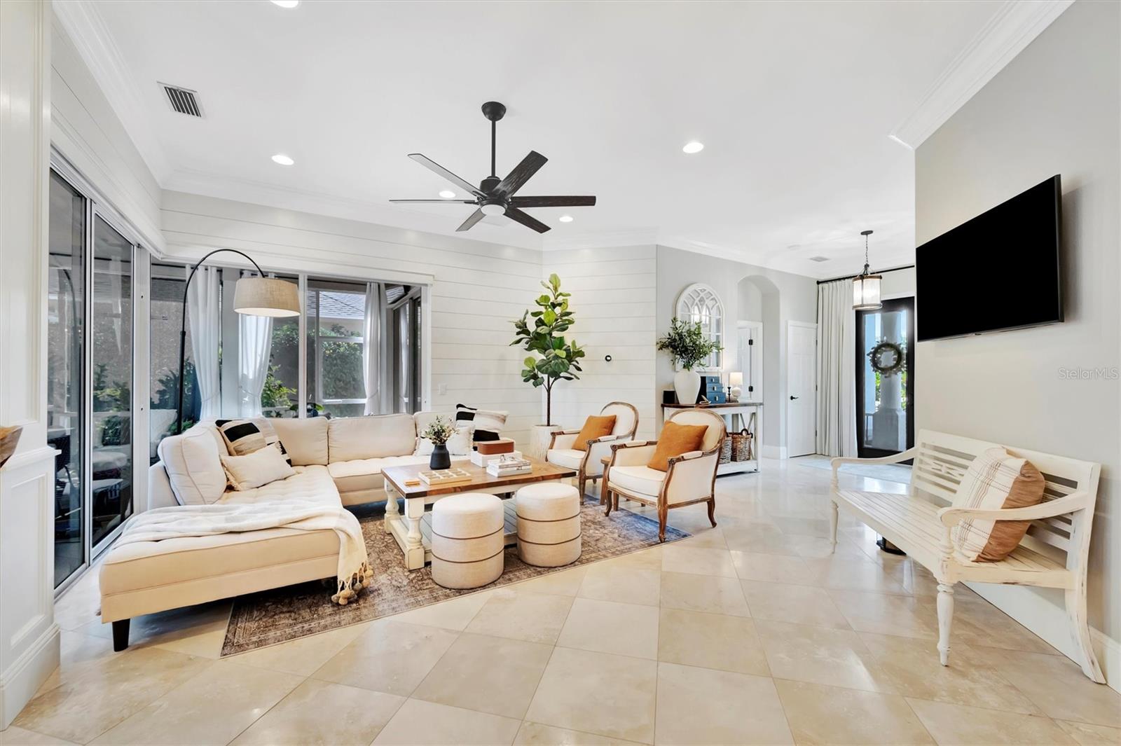 Image 14 of 85 For 191 Americas Cup Boulevard