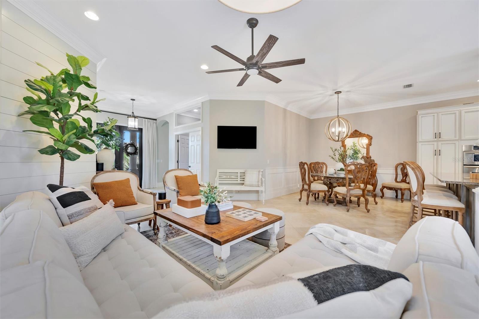 Image 15 of 85 For 191 Americas Cup Boulevard