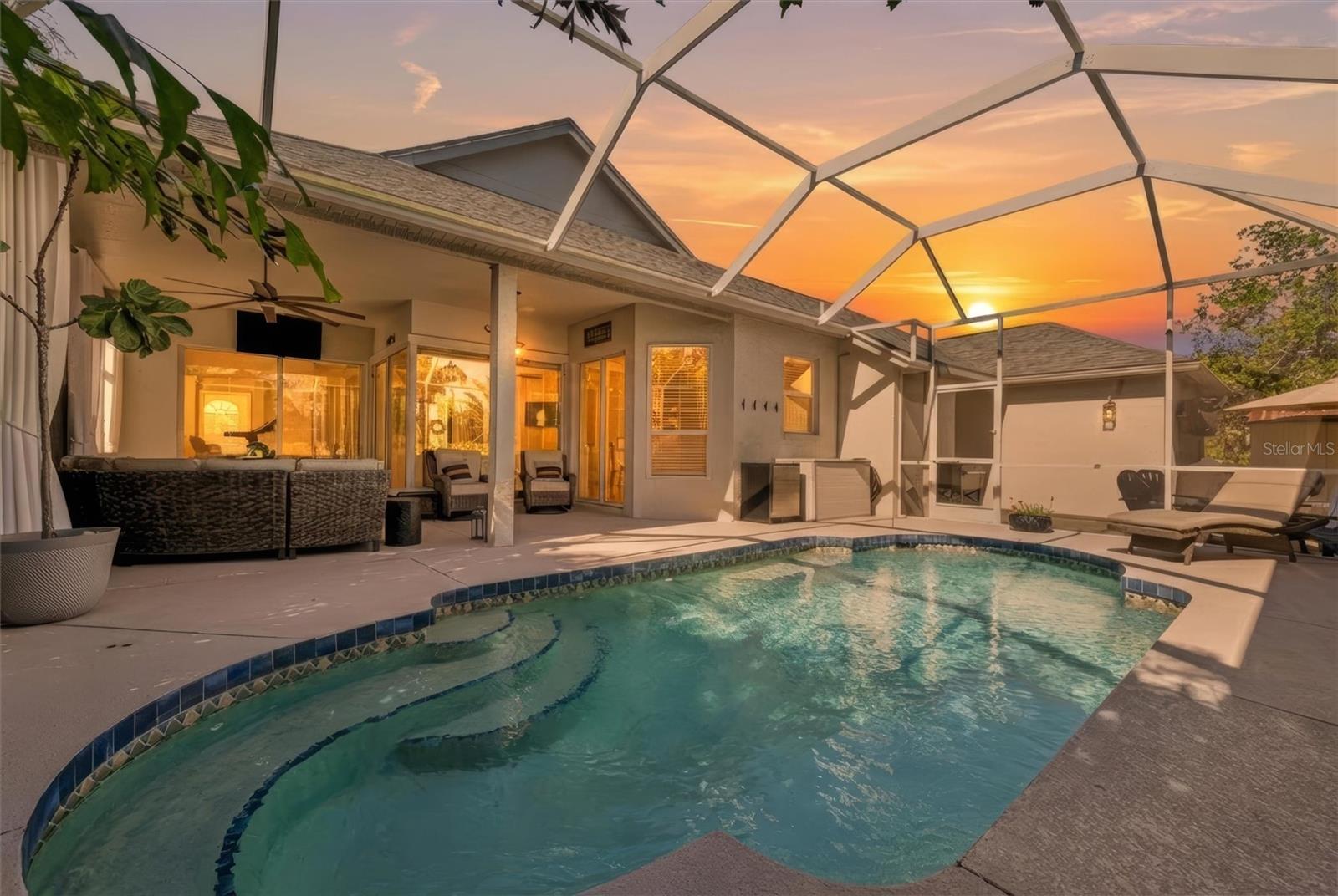 Image 2 of 85 For 191 Americas Cup Boulevard