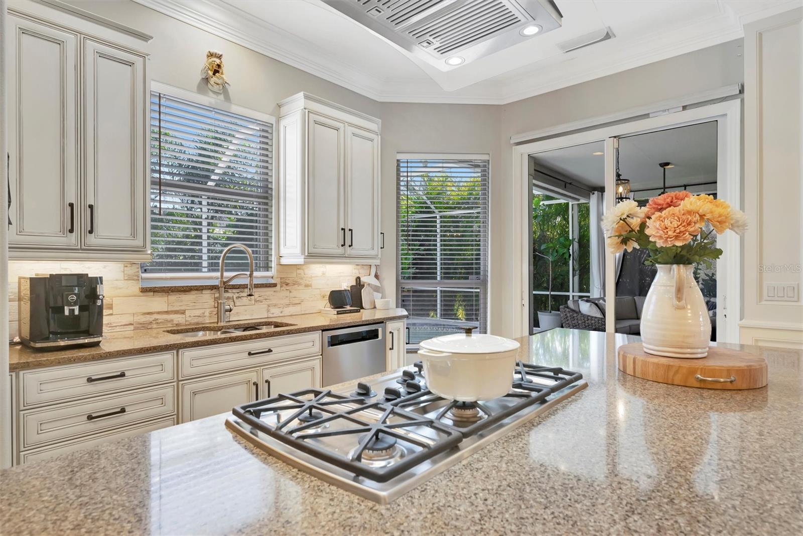 Image 21 of 85 For 191 Americas Cup Boulevard