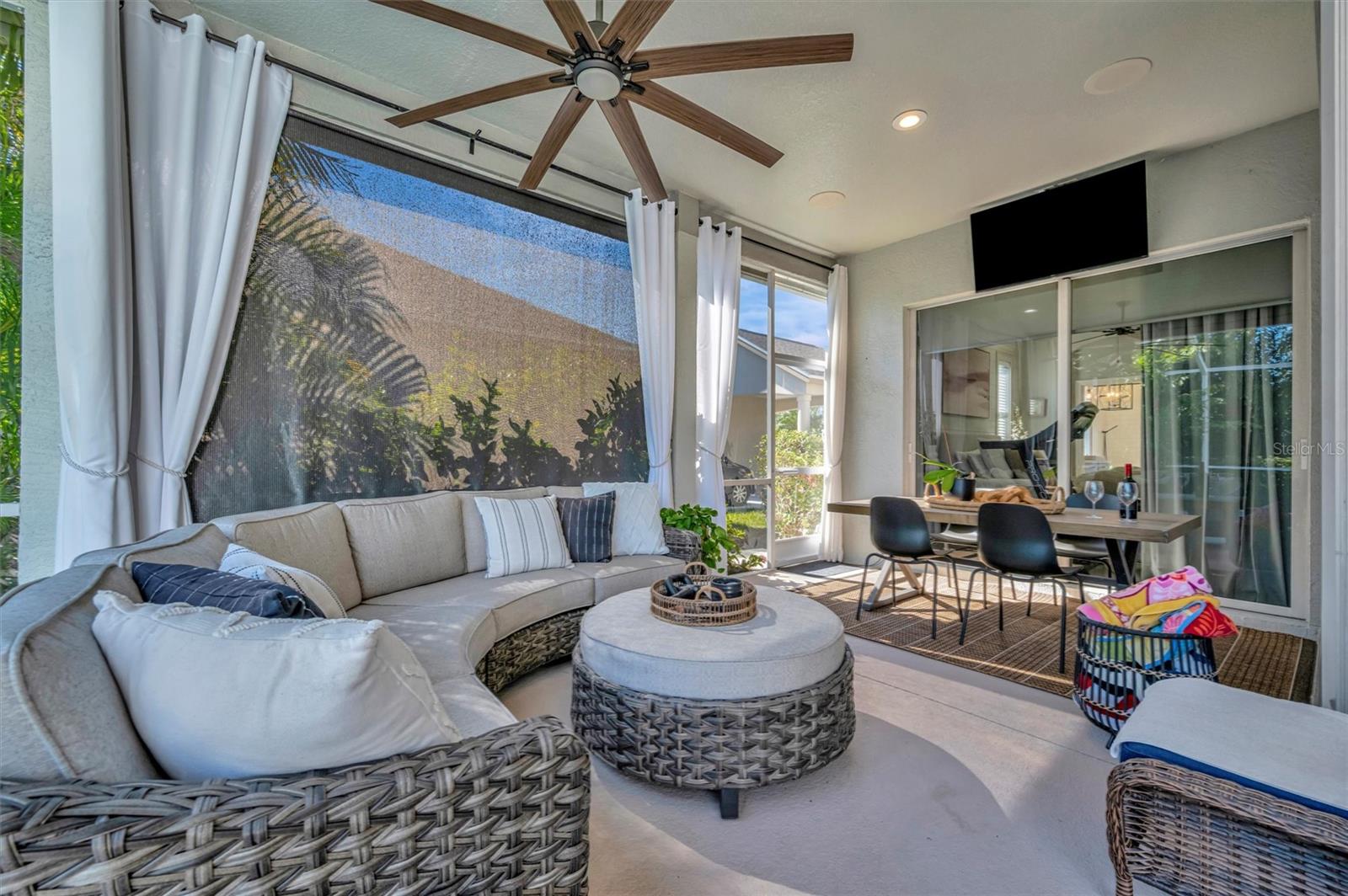 Image 48 of 85 For 191 Americas Cup Boulevard