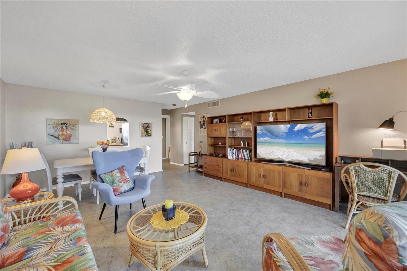 Image 12 of 61 For 3860 Ironwood Lane 505g