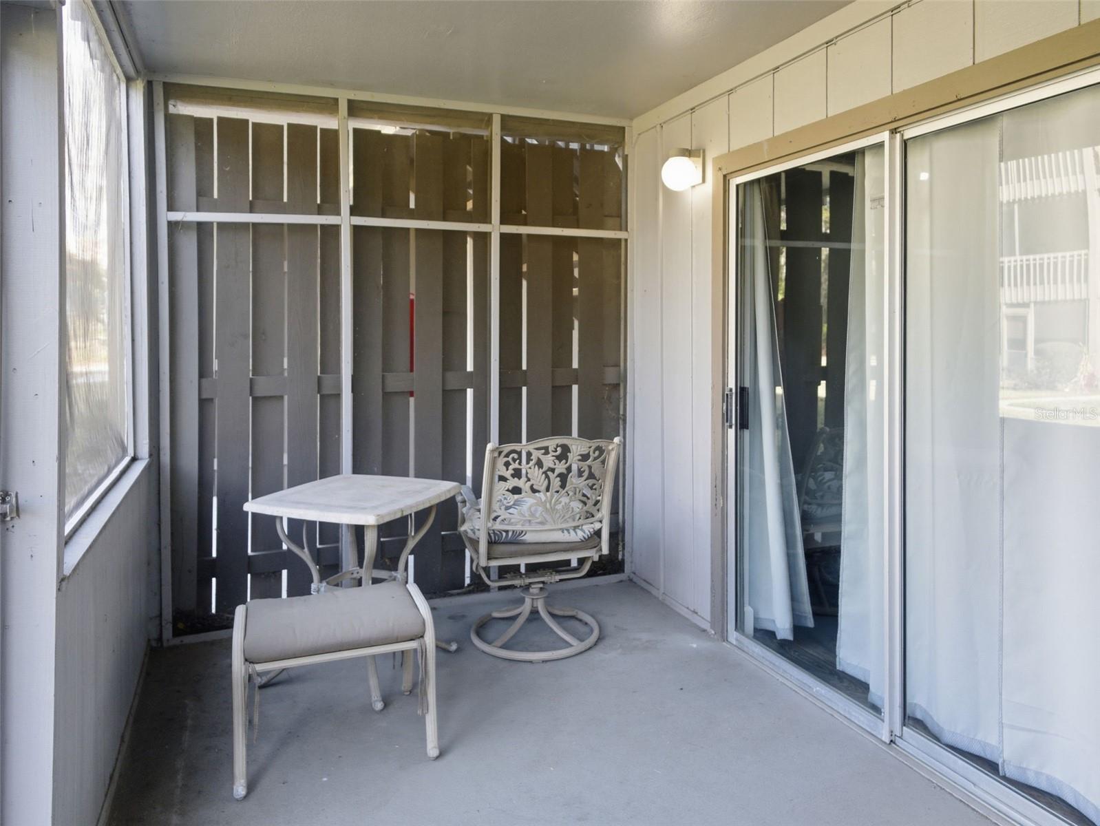 Image 24 of 31 For 6519 Newberry Road 1006