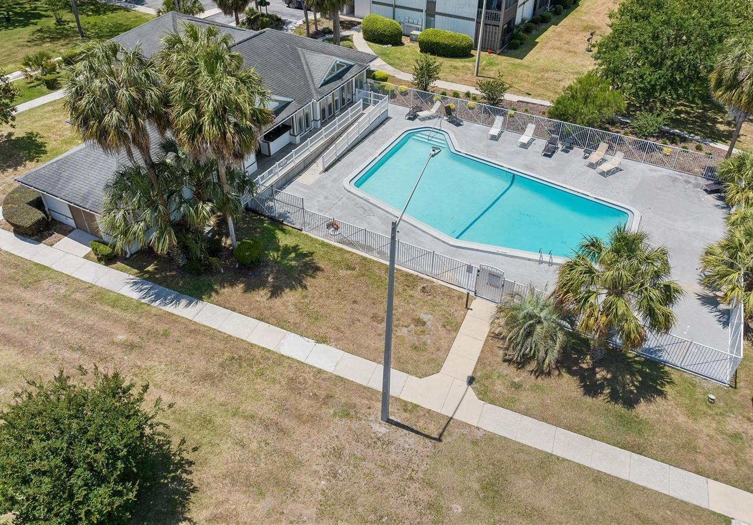 Image 28 of 31 For 6519 Newberry Road 1006