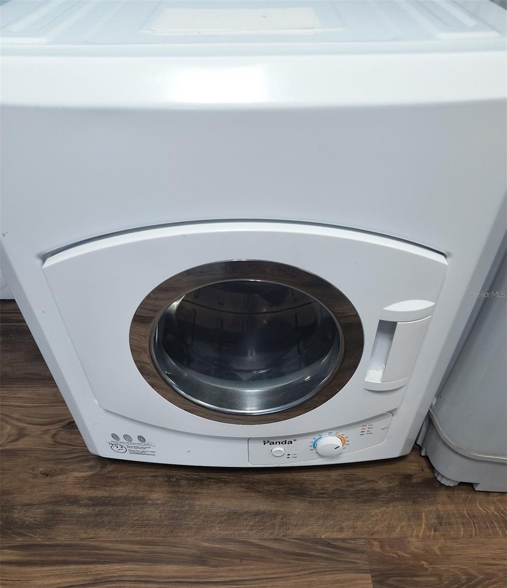 Image 9 of 31 For 6519 Newberry Road 1006