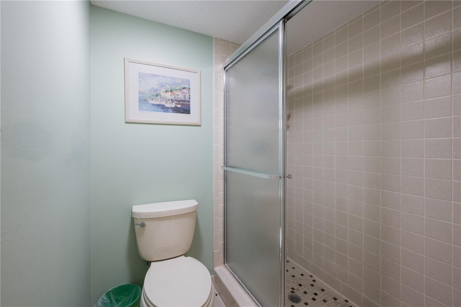 Image 16 of 38 For 6006 Gulf Drive 214