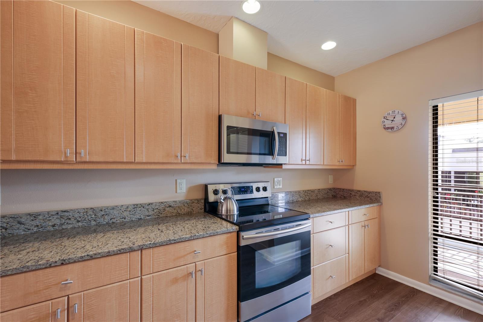 Image 25 of 38 For 6006 Gulf Drive 214